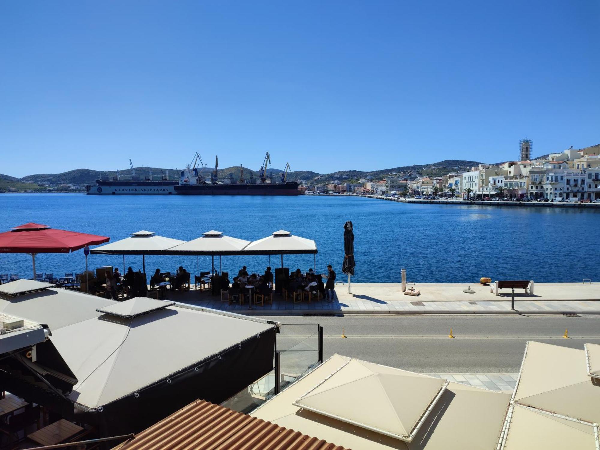 Hotel Aktaion Syros Ermoupoli Bilik gambar